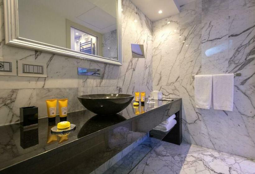 Люкс Вид на Море, Metropole Taormina
