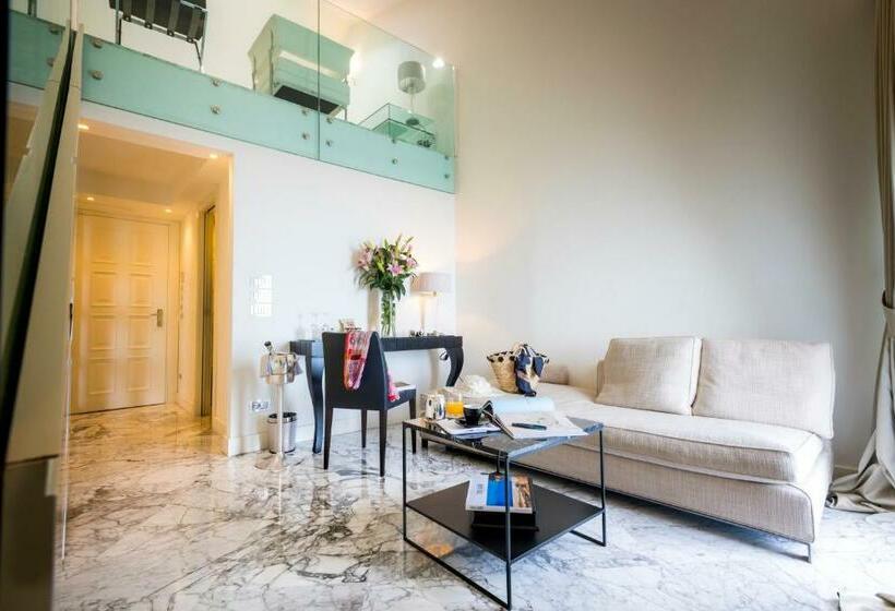 オーシャンビュースイート, Metropole Taormina