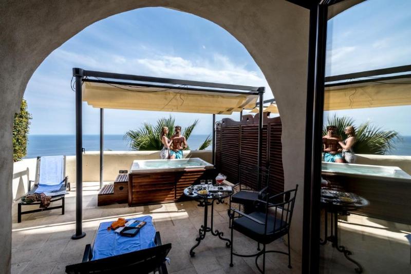 オーシャンビュージュニアスイート, Metropole Taormina