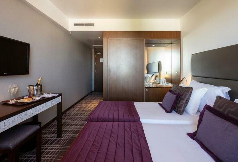 اتاق استاندارد, Neya Lisboa