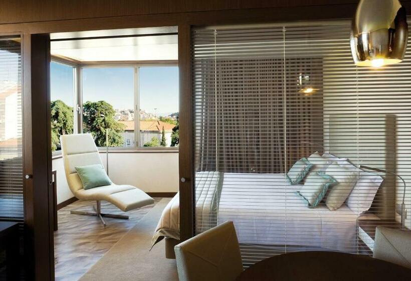 سوییت, Neya Lisboa