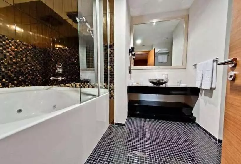 スイート, Riva Reşatbey Luxury