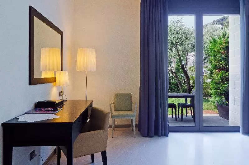 デラックスルーム, Riviera Dei Fiori
