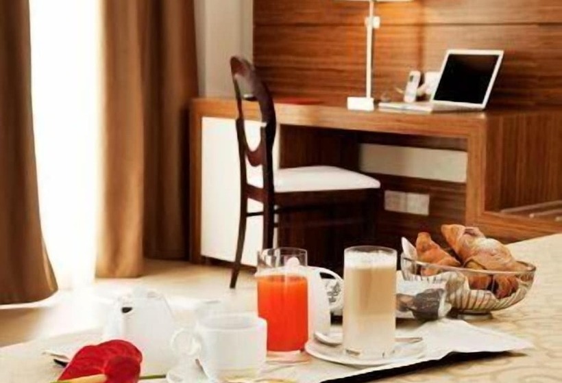 غرفة ديلوكس, S