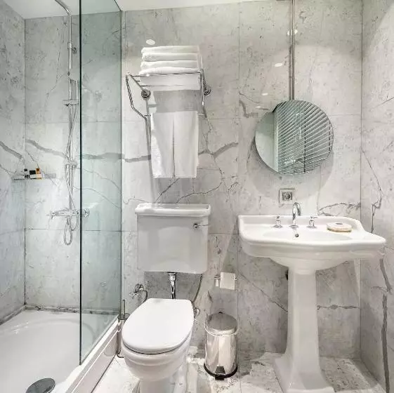 デラックスルーム, The Stay Bosphorus