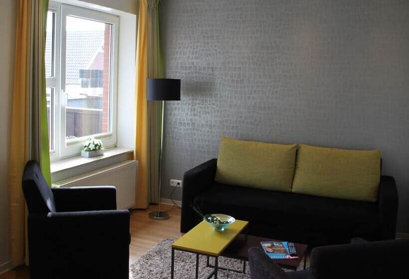 جناح, Strandhotel Achtert Diek