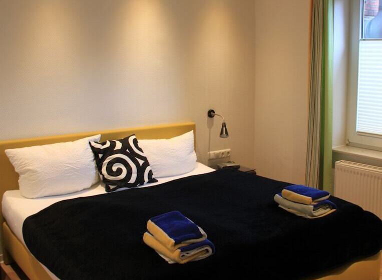 جناح, Strandhotel Achtert Diek