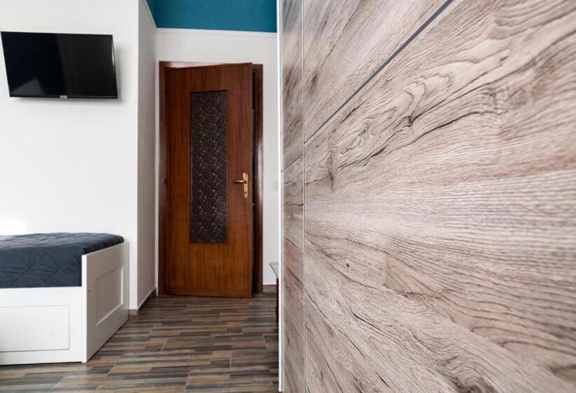 豪华房间, C Era Una Volta Room