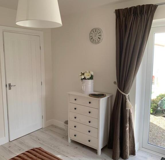 غرفة ديلوكس, Country House