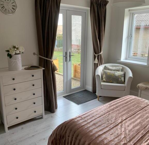 غرفة ديلوكس, Country House