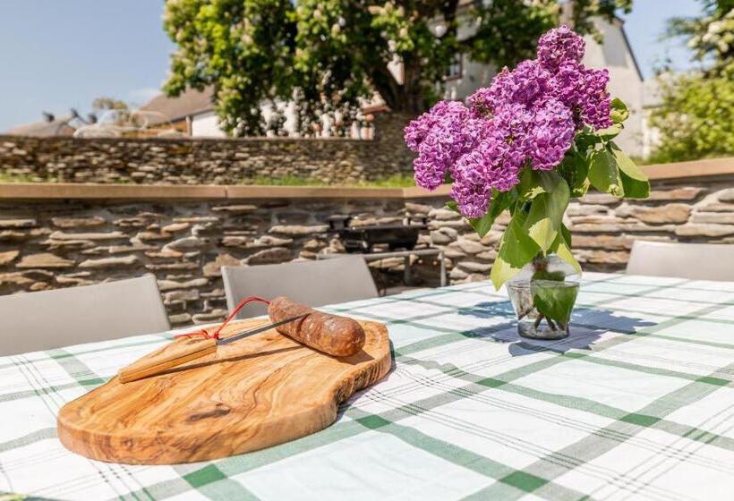 Дом 2 Спальни, Gîte Bed & Bedot