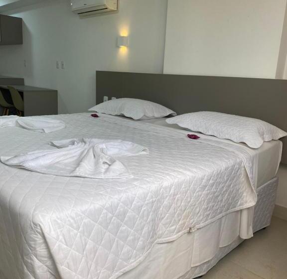 スタンダードルーム, Manaíra Apart