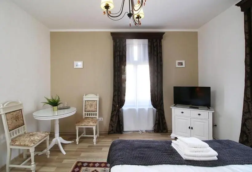 Standard room with outdoor bath, Brother S House