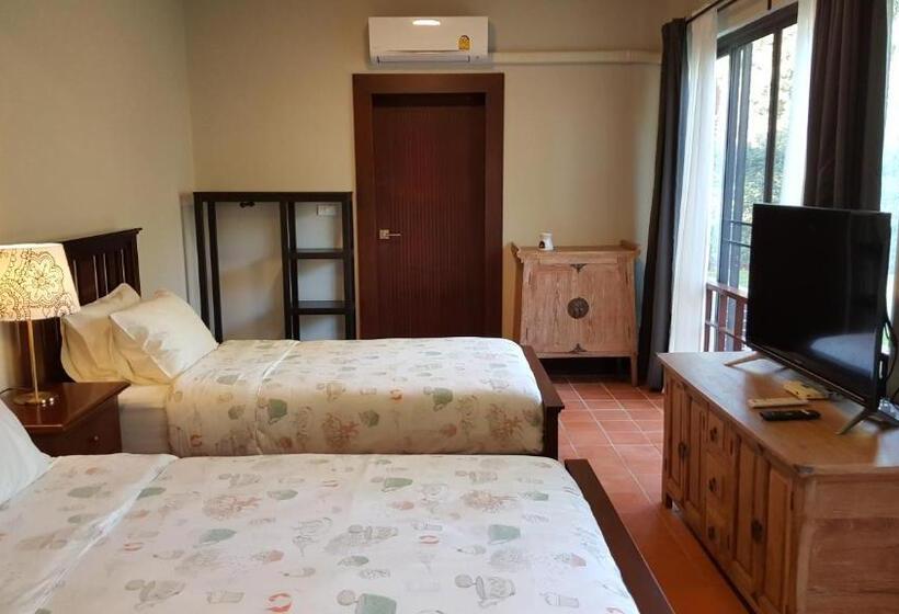 ガーデンビュースタンダードルーム, Casa Khaoyai Bed&breakfast