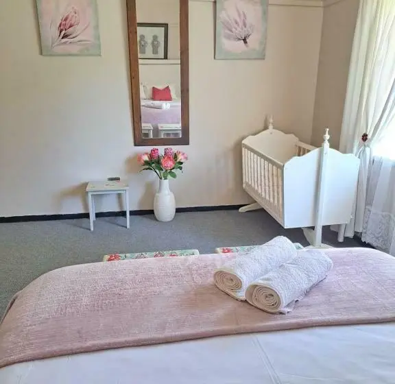 エコノミールーム, Hillside Guest House