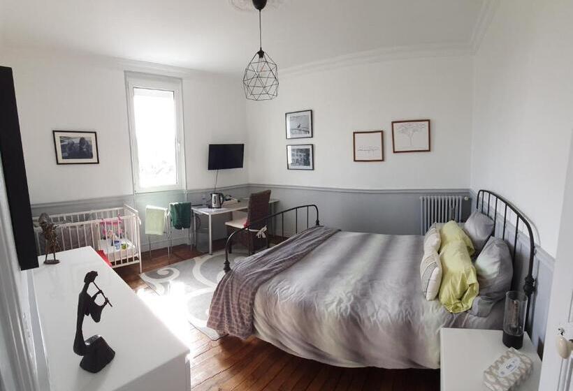 Номер Стандарт, Libération Maison D Hotes