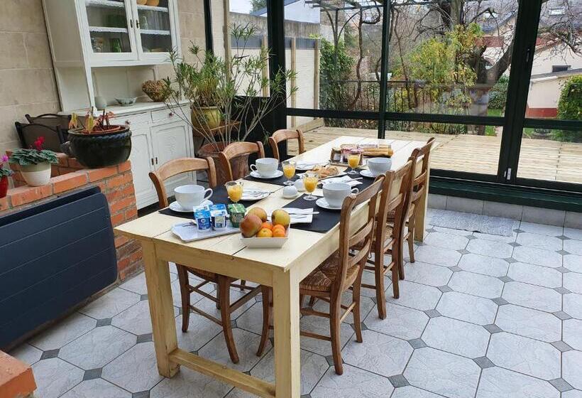 标准间, Libération Maison D Hotes