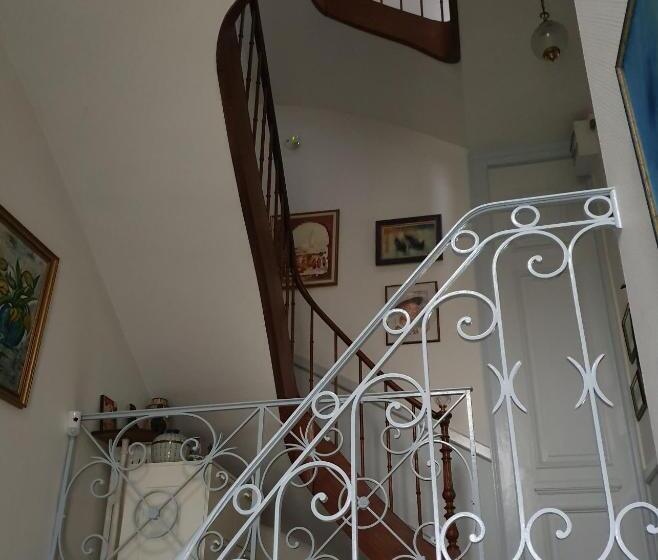 标准间, Libération Maison D Hotes