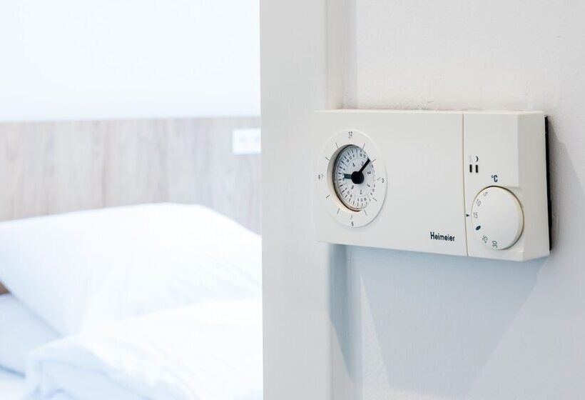 Studio Standard, City Castle Apartments Free Parking