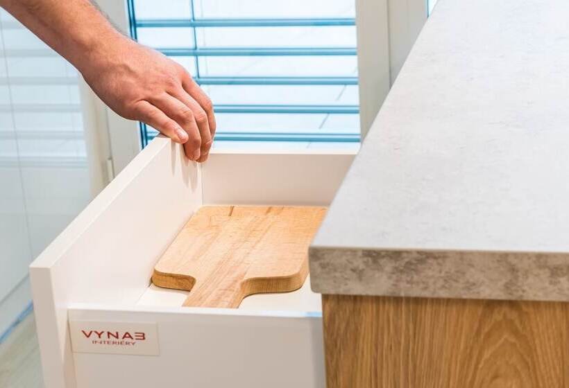 Apartament Deluxe 1 Sypialnia, City Castle Apartments Free Parking