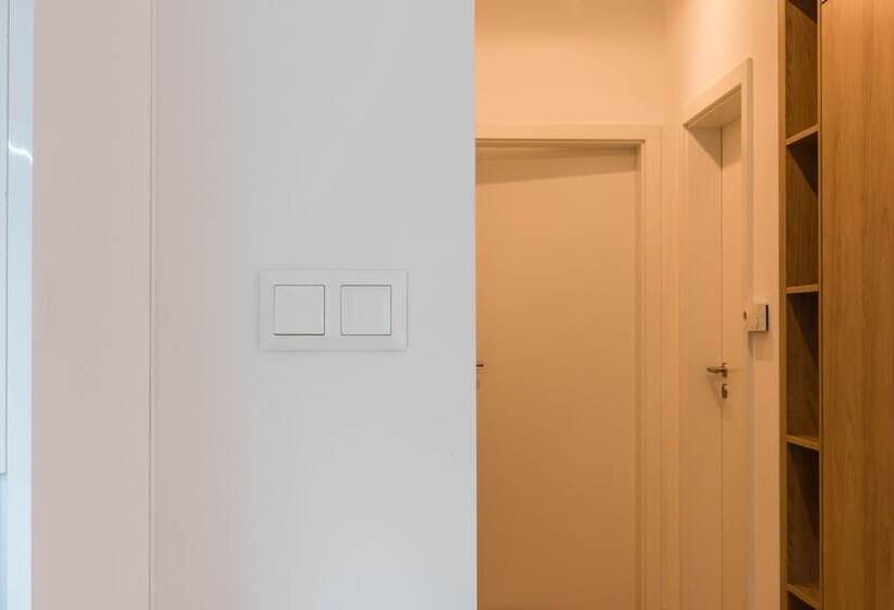 Apartament Deluxe 1 Sypialnia, City Castle Apartments Free Parking