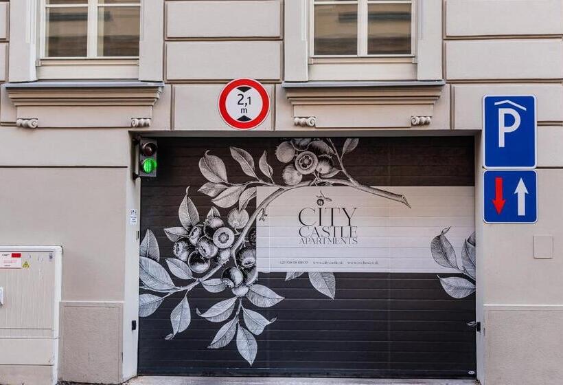 Studio Standard z Balkonem, City Castle Apartments Free Parking