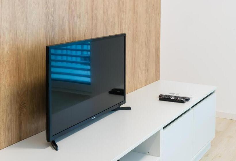 Studio Standard z Balkonem, City Castle Apartments Free Parking