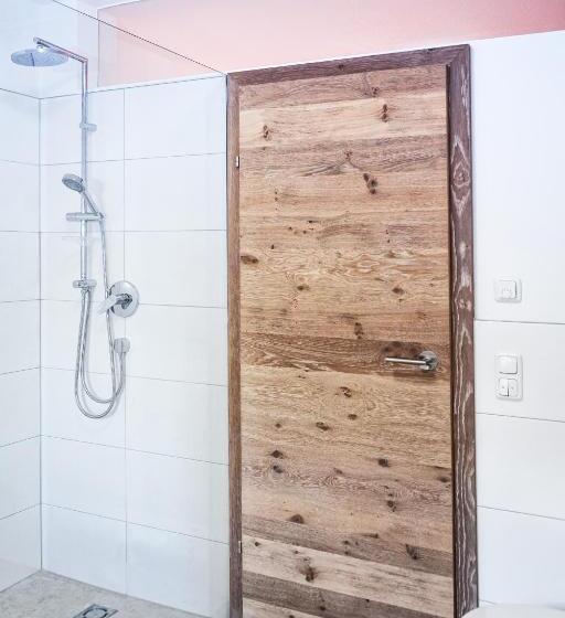 １階の１ベッドルームアパートメント, Jochberg Hoamatl