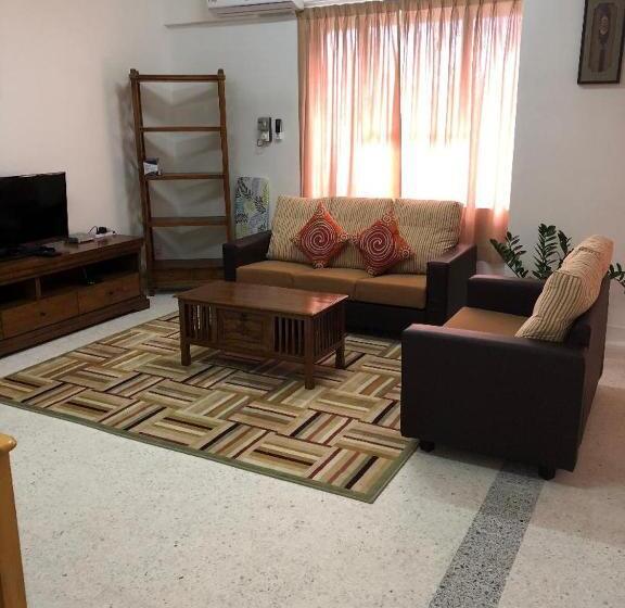 침실 2개 아파트, Kerteh Apartment