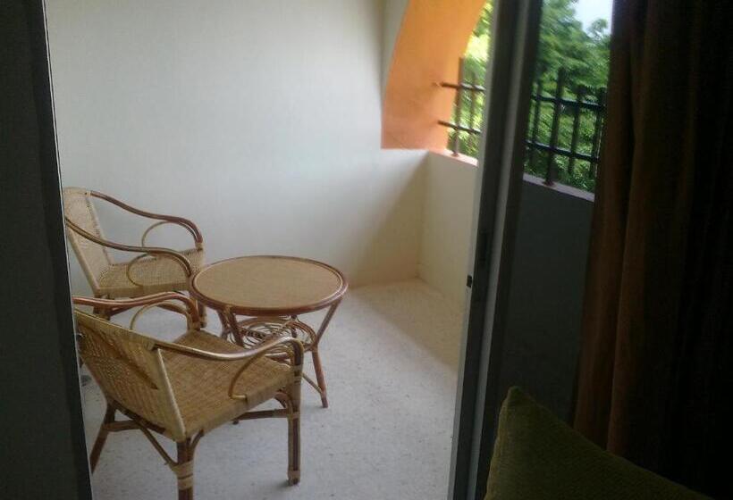 침실 2개 아파트, Kerteh Apartment