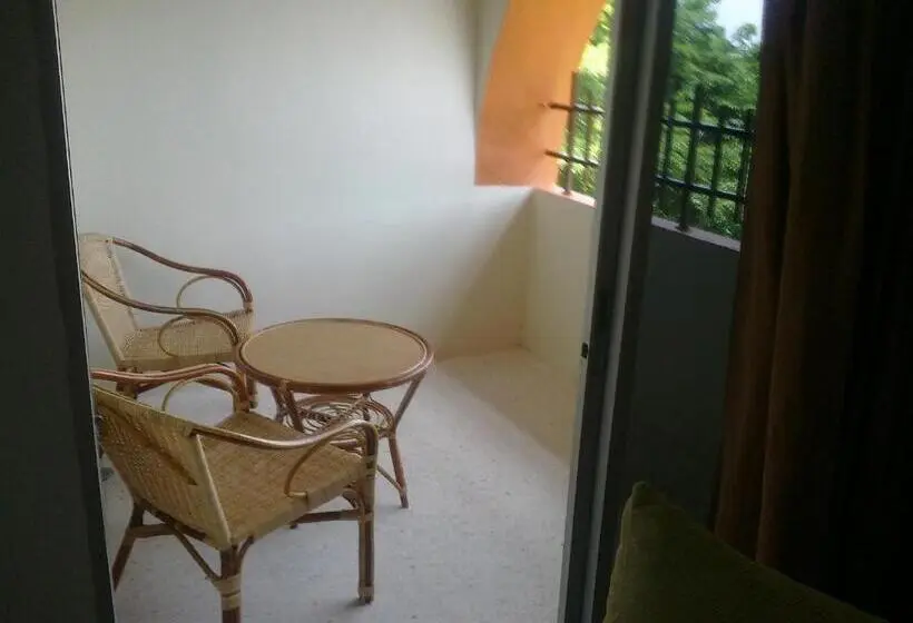 デラックスルーム, Kerteh Apartment