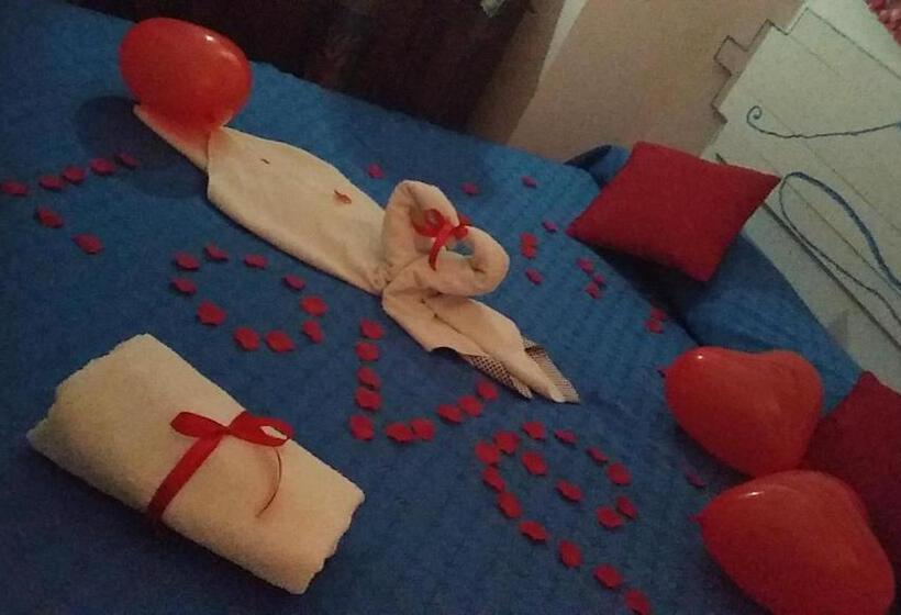 اتاق عادی, Camera Rarisa Napoli Centro