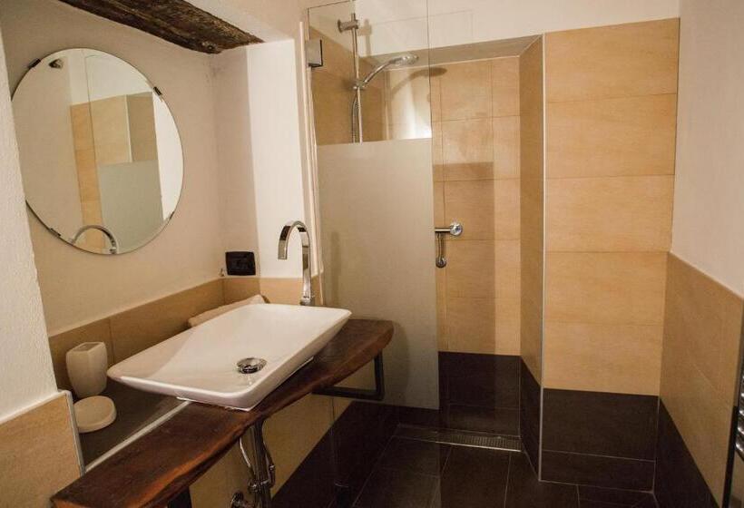 デラックスルーム, B&b Barbaia