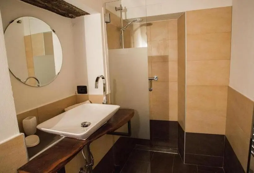 デラックスルーム, B&b Barbaia