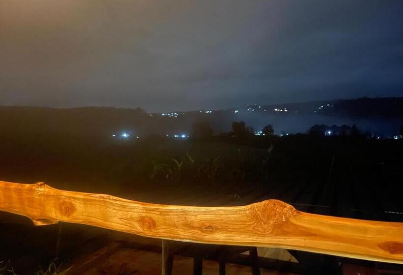 חדר משפחתי דלוקס, Batur Panorama