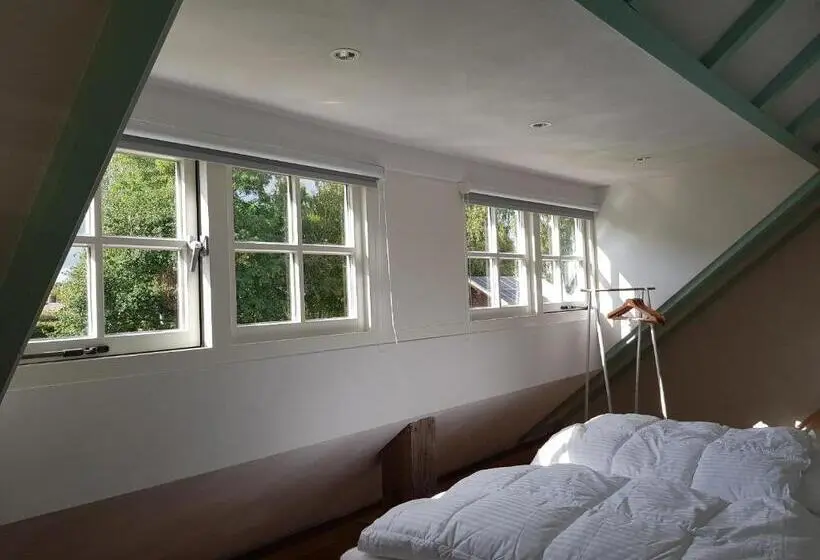 スタンダードルーム, De Cromvoirtse Bed And Breakfast
