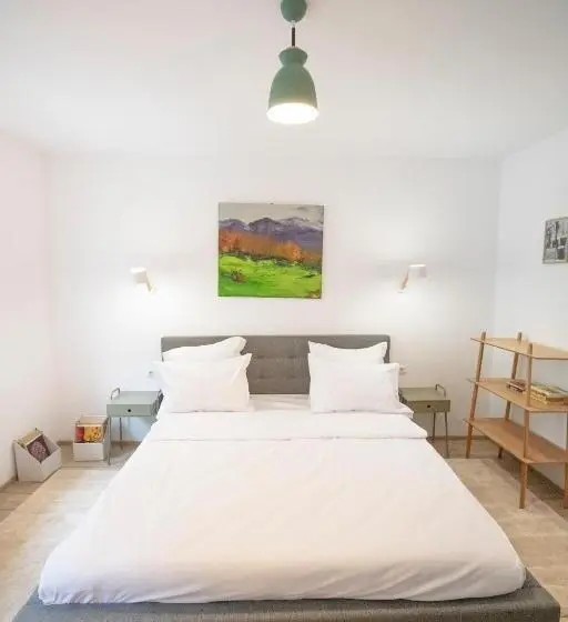 デラックスルーム, Brasha Residence