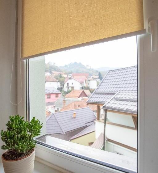 اتاق لوکس, Brasha Residence