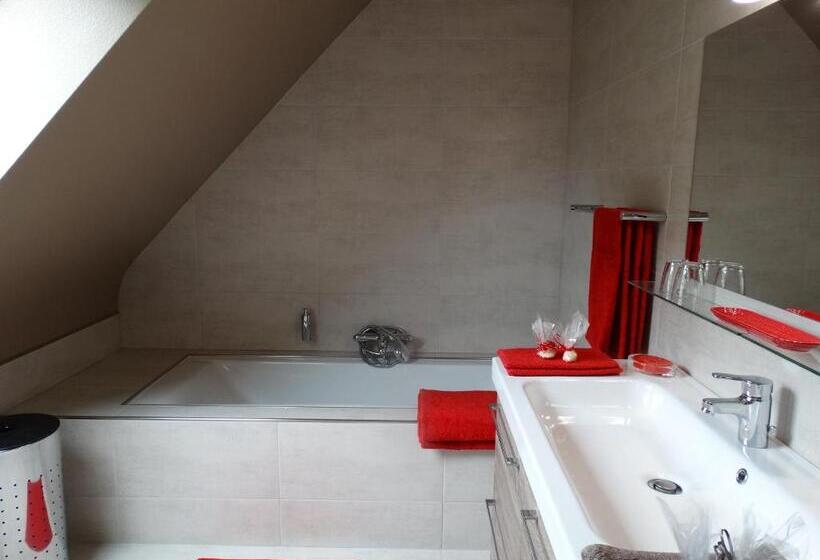 غرفة قياسية, Chambres D Hôtes De La Voie Romaine