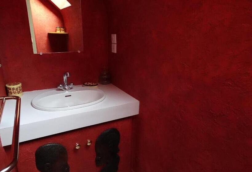 غرفة أساسية, Chambres D Hôtes De La Voie Romaine