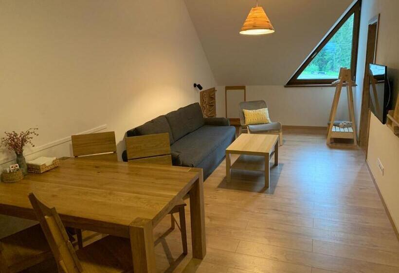 带2个卧室的公寓, Yasna Apartments