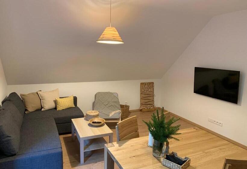 带1个卧室的公寓, Yasna Apartments