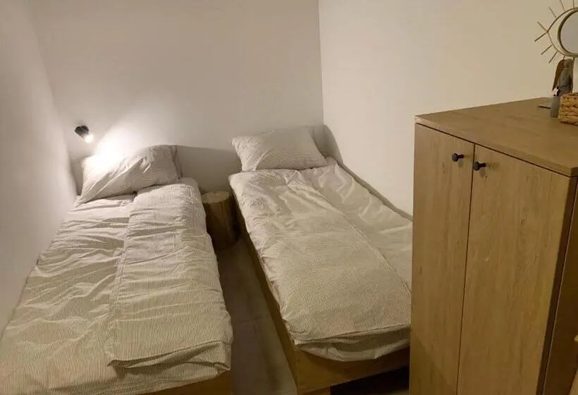 Standard-studio, Yasna Apartments