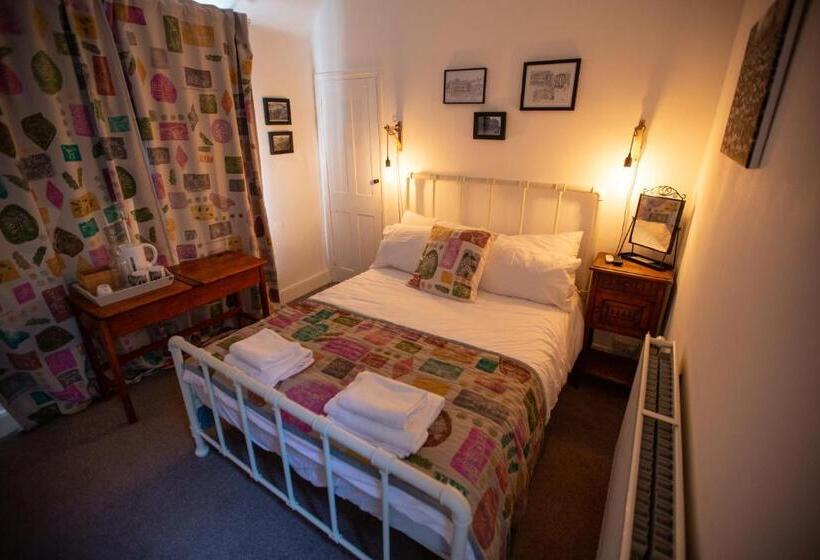 Quarto Estandar, Old School Wolverton