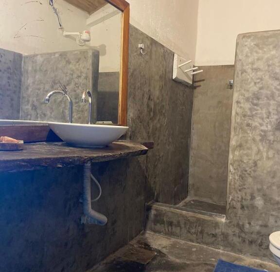 Triple Room Sea View, Pousada Iemanja