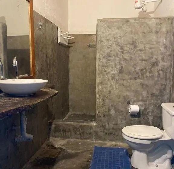 Triple Room Sea View, Pousada Iemanja