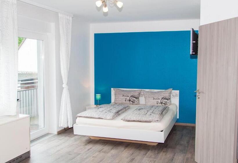 Номер Стандарт, Romantica