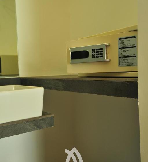 Номер Deluxe Вид на Бассейн, Alegria Water Front Beach House