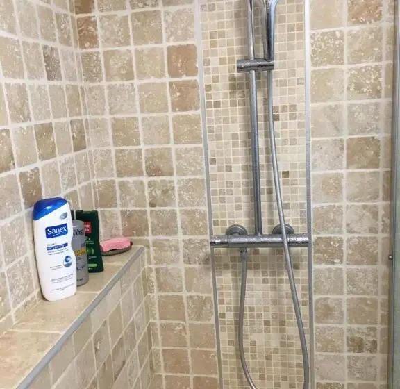 デラックスルーム, Chambres Dans Villa Avec Piscine