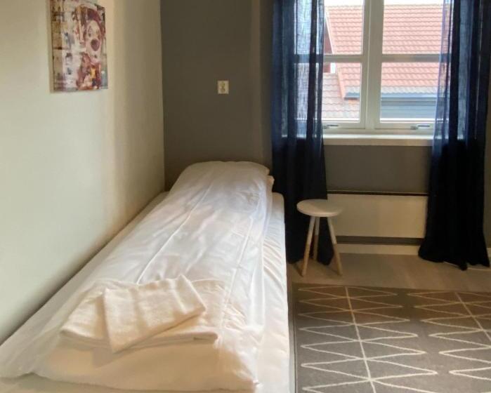 اتاق استاندارد یک نفره, Mosjøen Romutleie   Sentrum 3